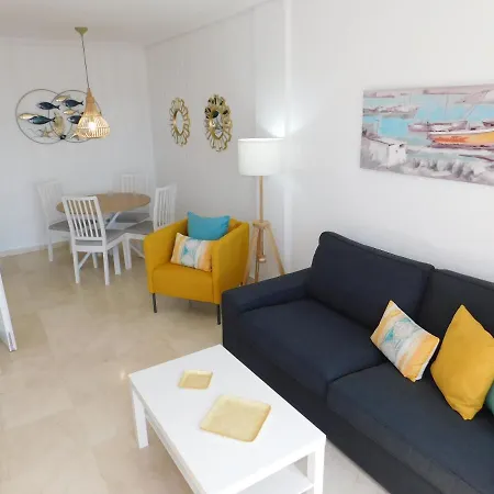 Seaside Apartment *